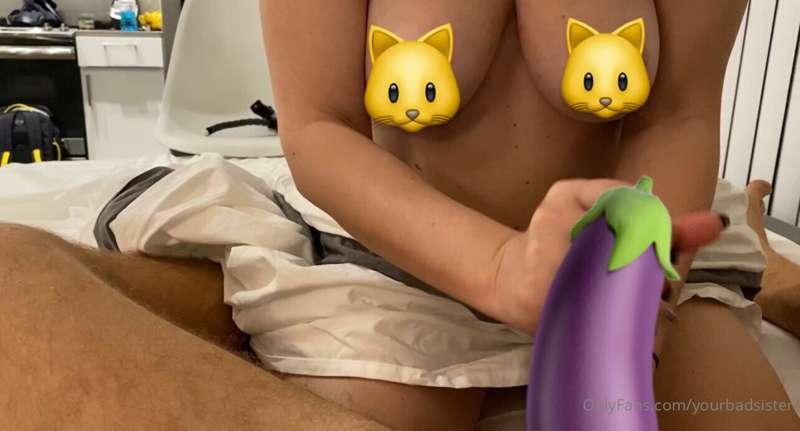 Mmm have stepbro a little blowjob till he came all over my h..