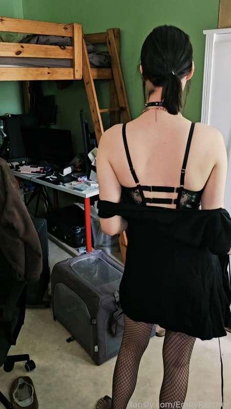 emilyretcher image #0