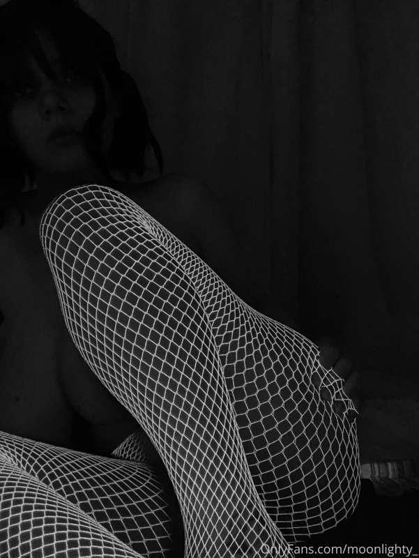 moonlighty_ image #2