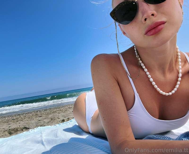 A morning on the beach, relaxation is the best start to the ..