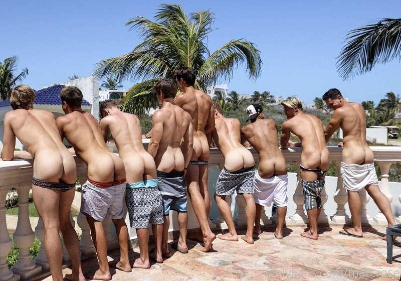 Rate the best butt🍑 Wait till you see the video I made with ..
