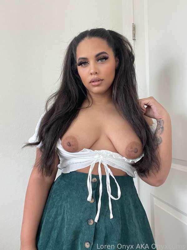 When the titties are out the pussy is too 😉


✎ #nerdy #ebony #cute #pokemon #exotic #bigass #gamer #reader #brunette #fyp 