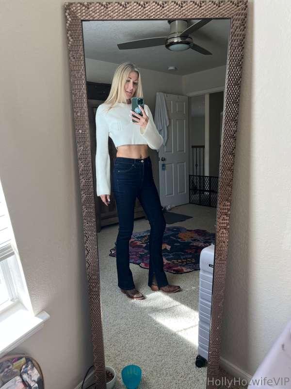Off to the baby shower ✌️See you guys later ❤️