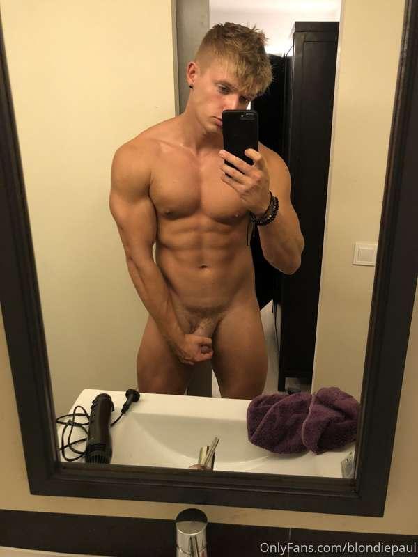 blondiepaul image #0