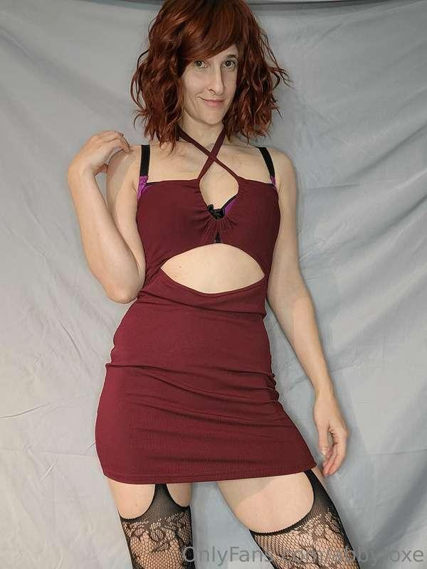 Still trying to figure this dress out