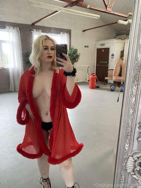 Red is definitely my fav colour