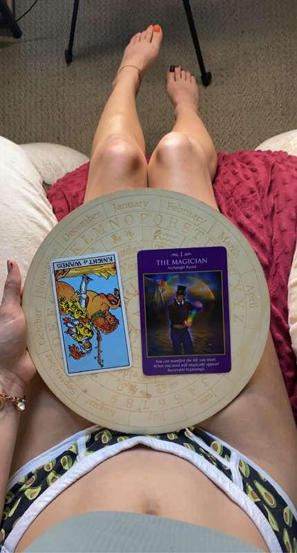 TODAYS TAROT READING FOR SEPTEMBER 9TH 2021  🐎 KNIGHT OF WAN..