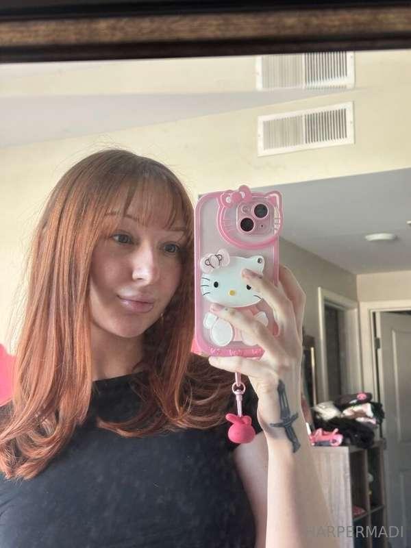 hi :)