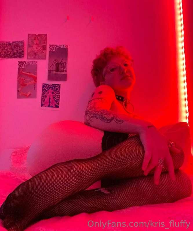 I love the color red❤️ especially the rope that starts at my..