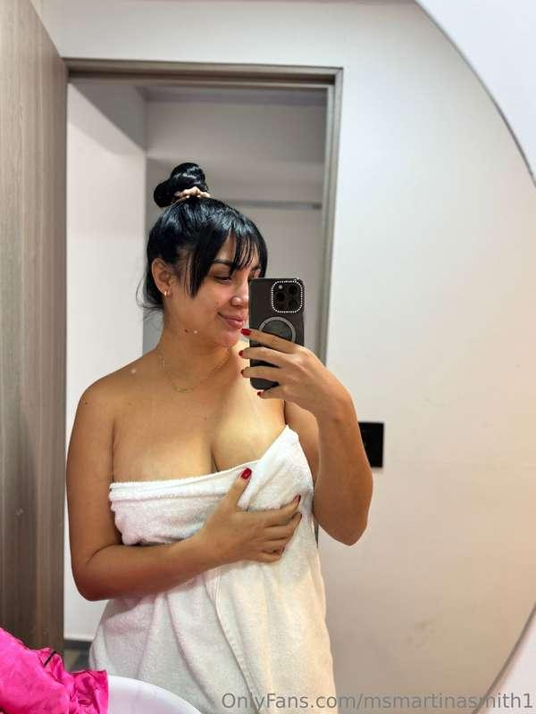 Have you had a bath? 🤭🤭🤭Ya te bañaste ? 🤭🤭🤭