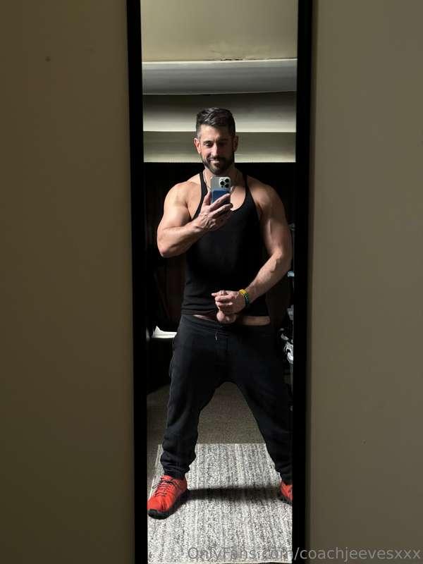 coachjeevesxxx image #0