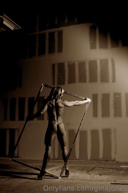 ginajones image #9