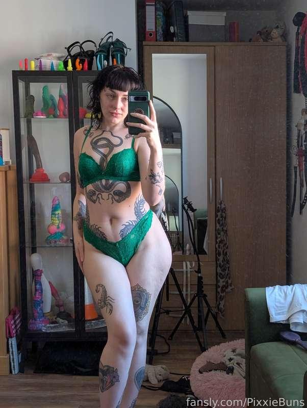 pixxiebuns image #1