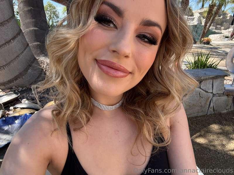 💌 Doing customs today! DM me what you want or pick a menu ti..