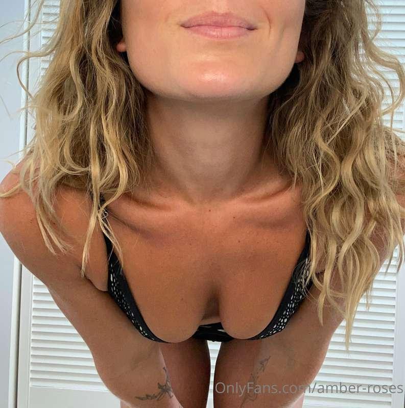 Is it Friday yet? 
Hope everyone is having a great week 😘