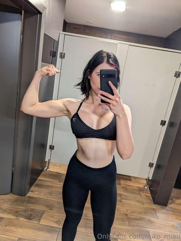 Gym update :3  What do you think?  Kisses <3