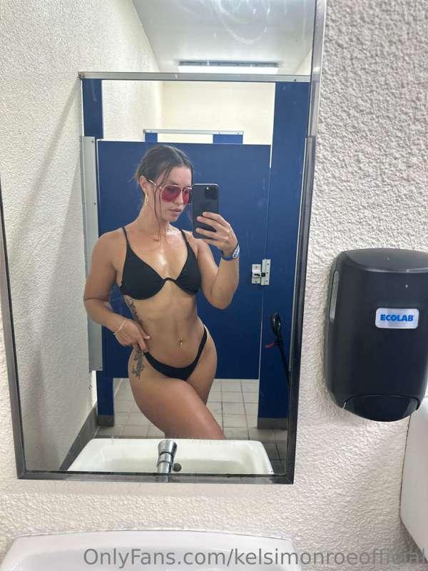 kelsimonroeofficial image #8