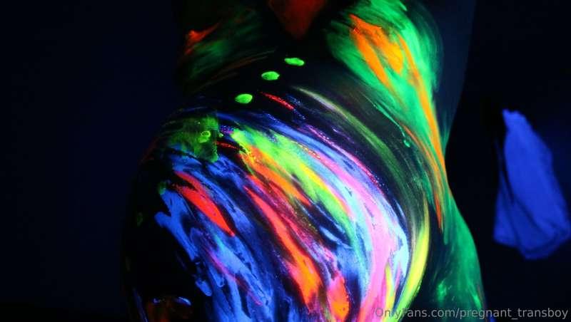 pregnant_transboy image #1