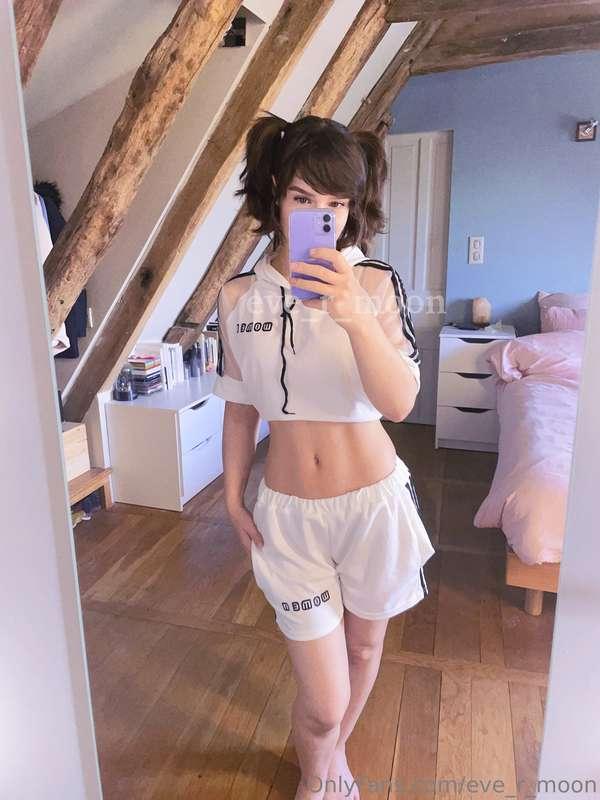 do you want to play with me tonight ? 🙈