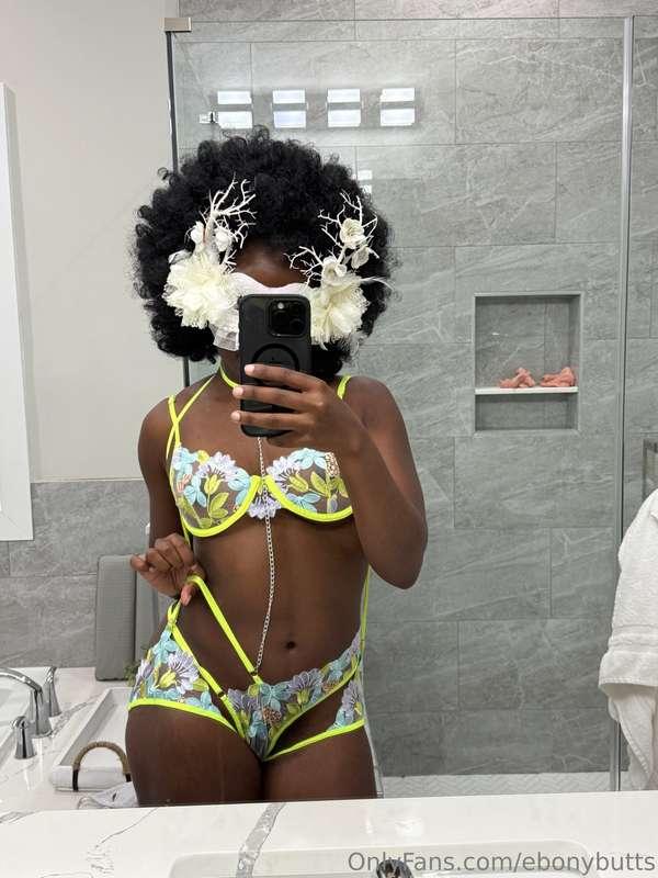 ebonybutts image #3