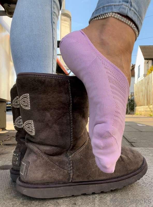 Uggs and peds best combo…. 🥵 do you agree?