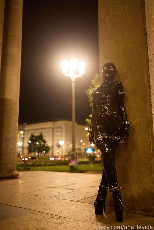 ana_levide image #33