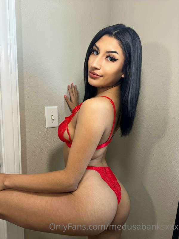 let me rate your cock;)
-
