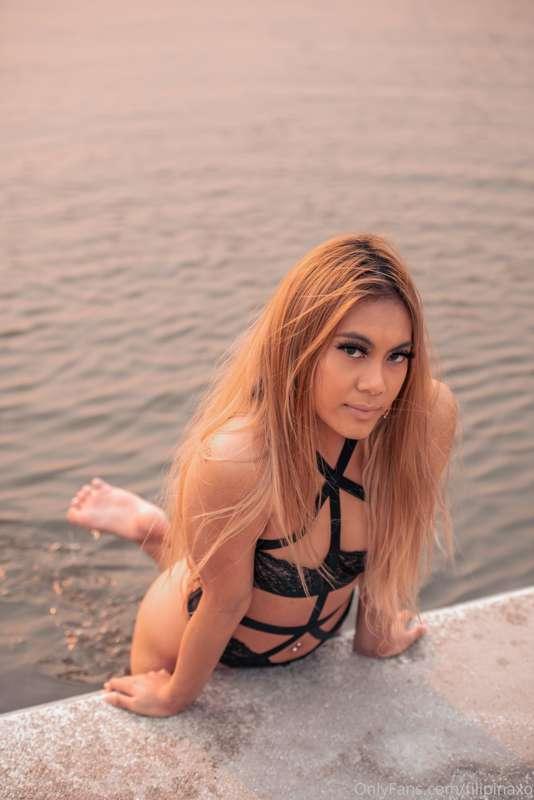 Jump in with me daddy 😘