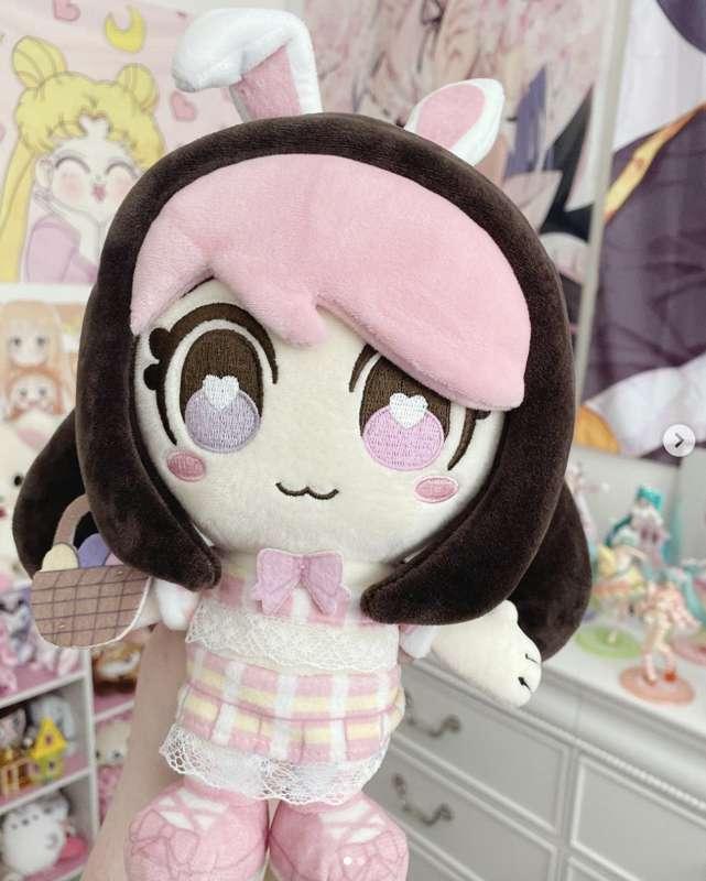 last chance for strawb bunny plush! 🐰💕