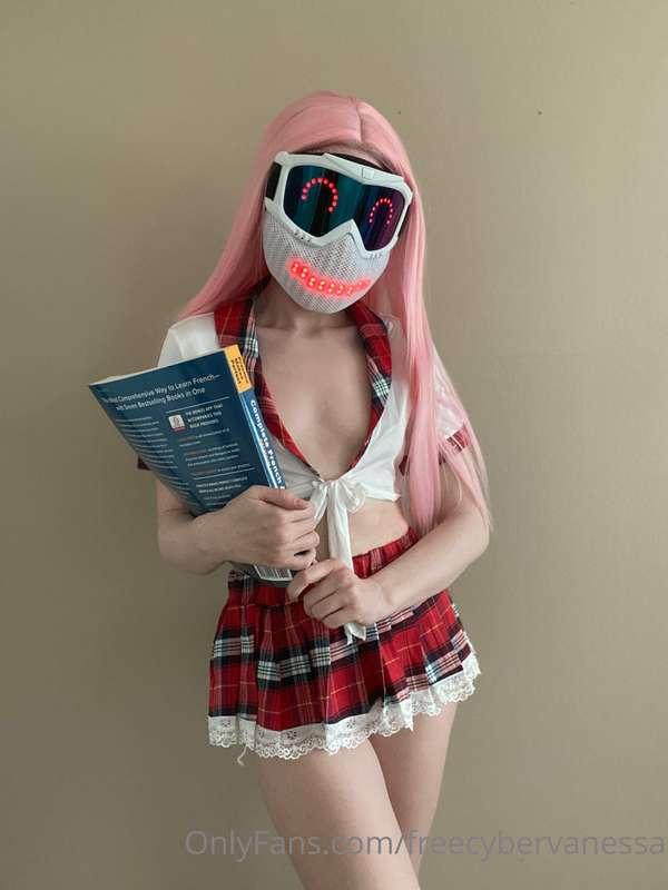 Notice me, senpai 🥺
I think you’ll really like this school s..