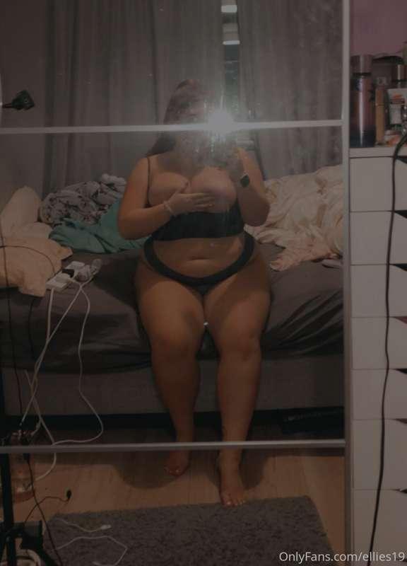 ellies19 image #0