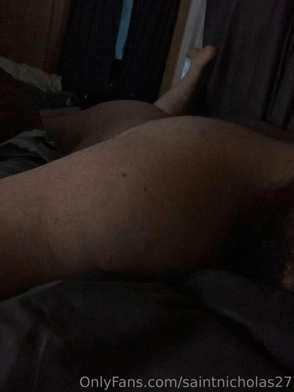 Lonely 😞 naked in bed 🔥 someone hit me up🍆💦