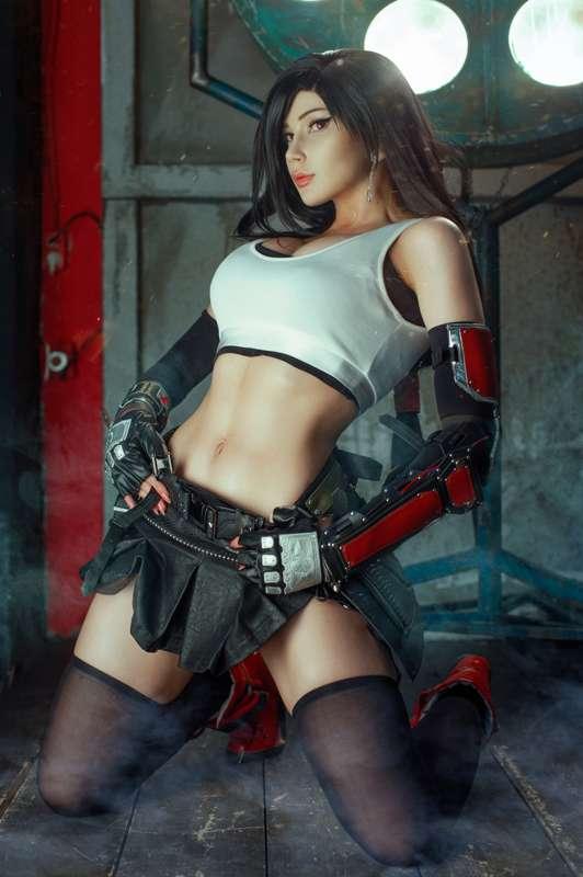 FEBRUARY | JUICY SET | TIFA