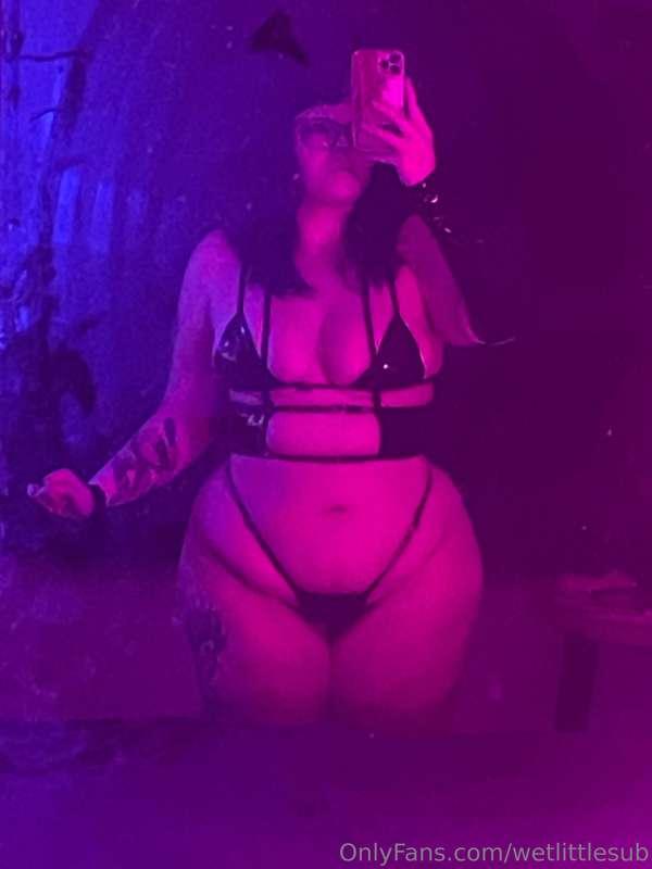 wetlittlesub image #33
