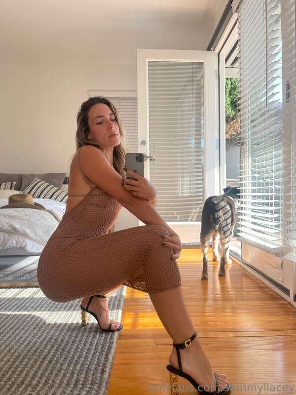 Do you like my new shoes? 🥰