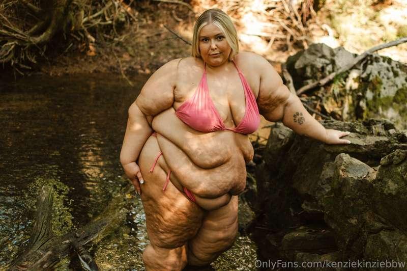 kenziekinziebbw image #9