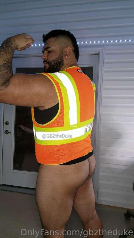 Worker bear ass part 3