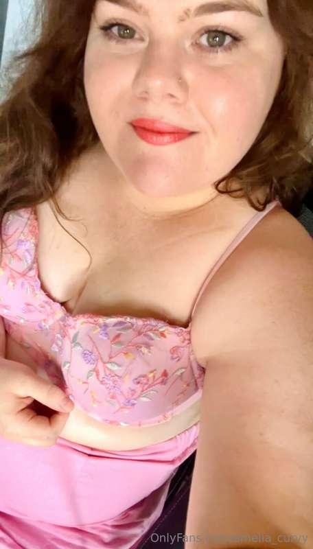amelia_carly_free image #0