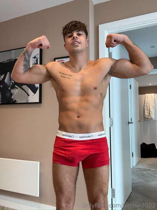 Yes, these guns are licensed 😉