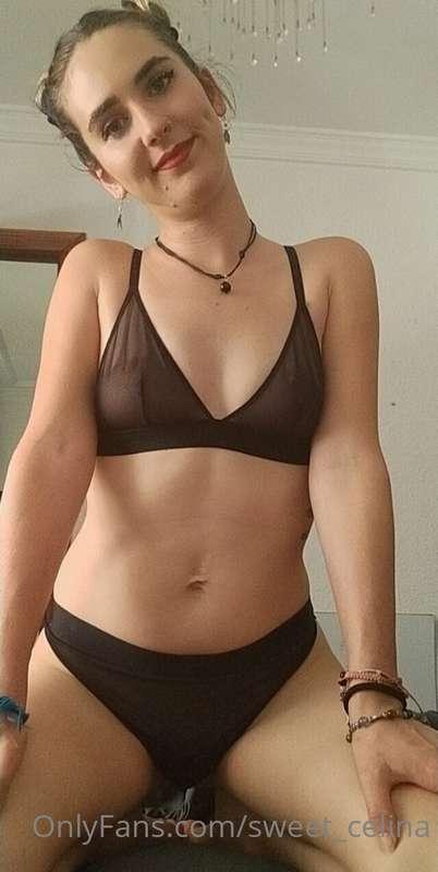 Baby, I’m hot let’s do a sexting �����