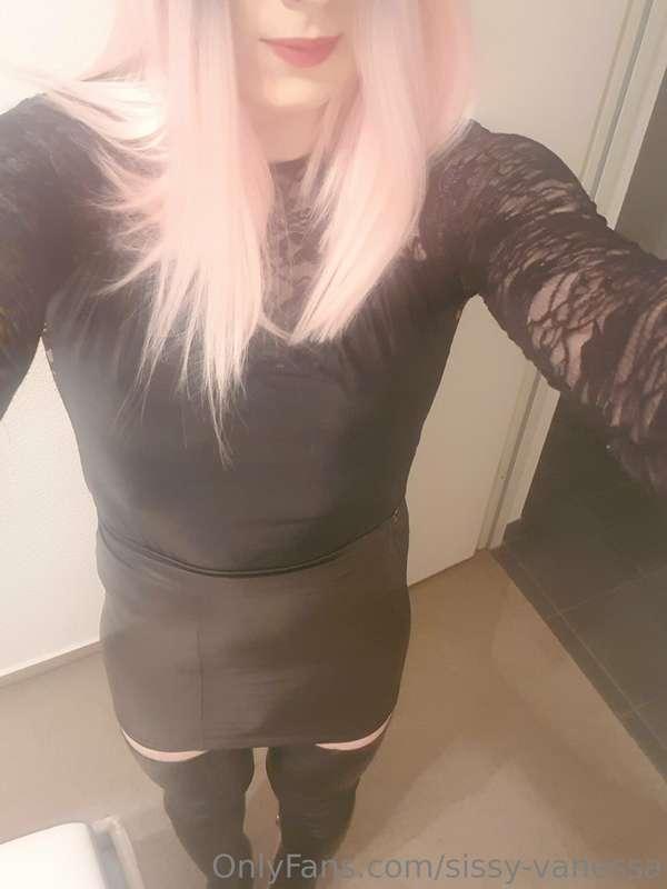 sissy-vanessa image #1