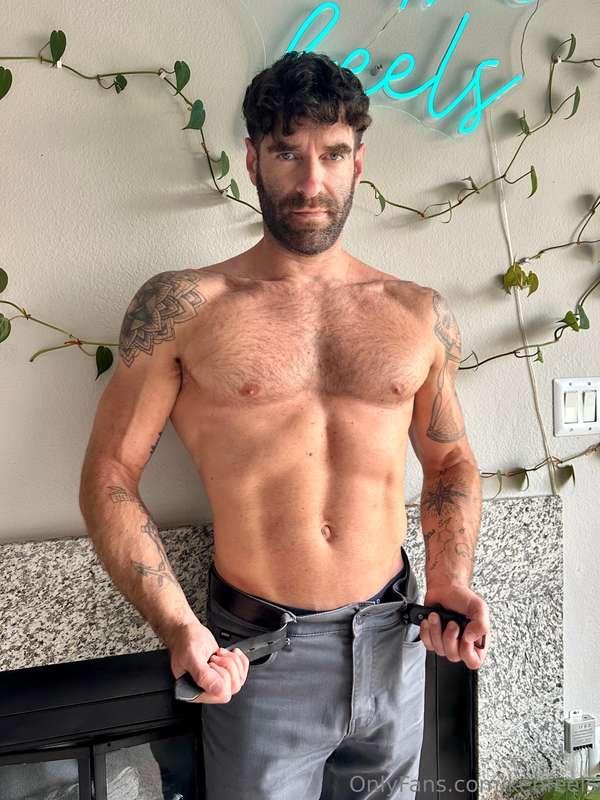 Want to see me take it off for you? 😈