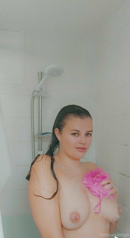Can you come lend a hand washing my tits ?