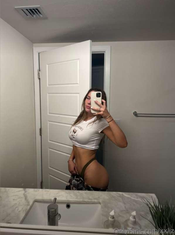 xxliz main image