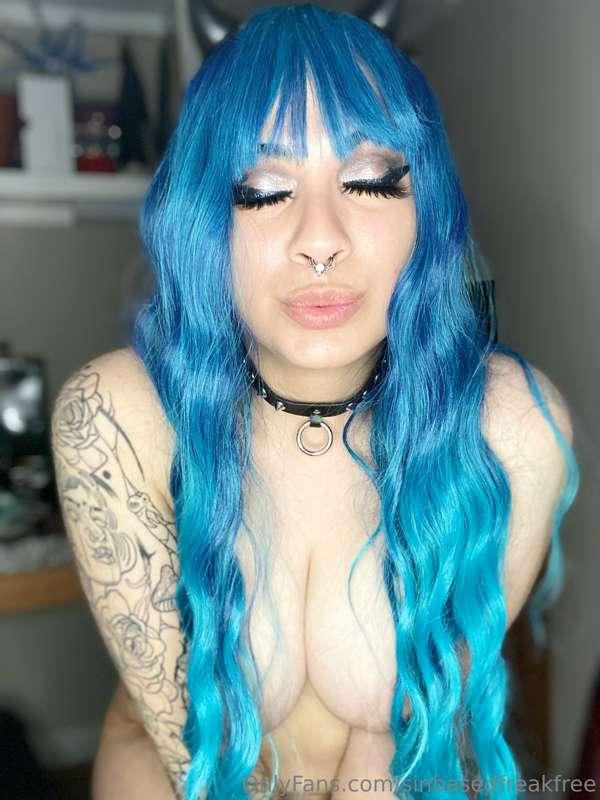 French kissing in bed ? I rub your cock through your pants....
