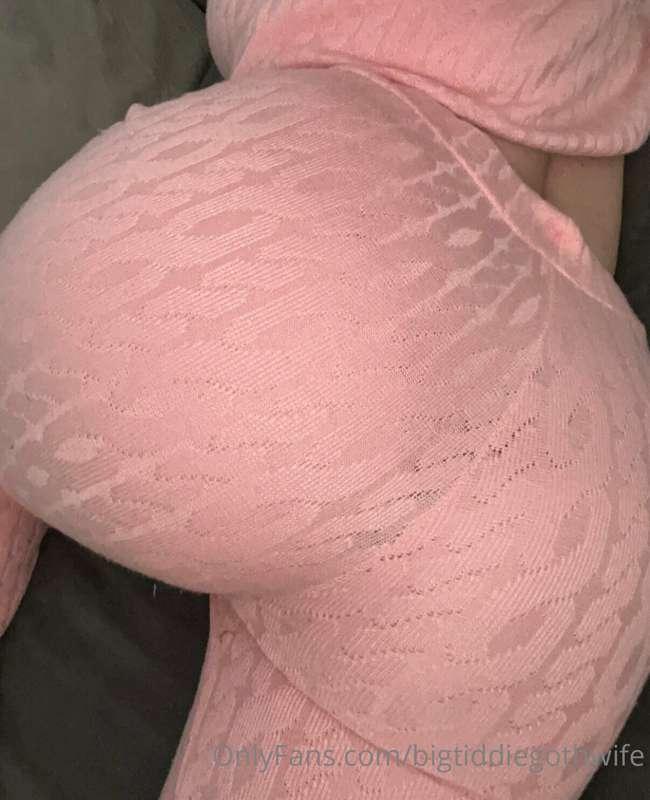 bigtiddiegothwife main image