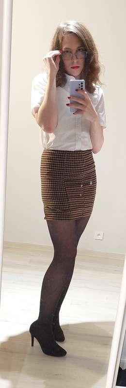 This look was missing glasses(But for some reason I only too..