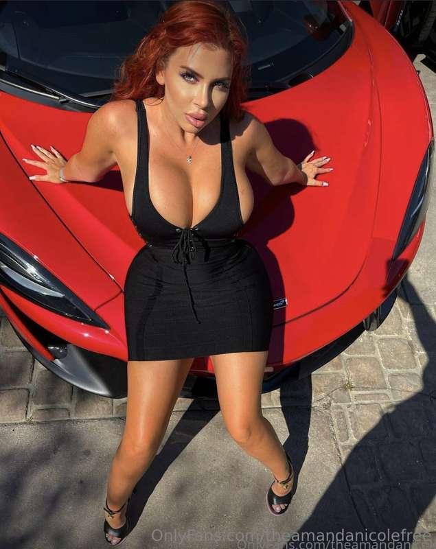 ### The things that could be done on this hood...😏 😈