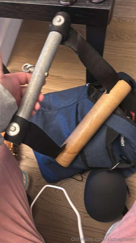 I have new toy ….Gym toy .. how do you think that I use that..
