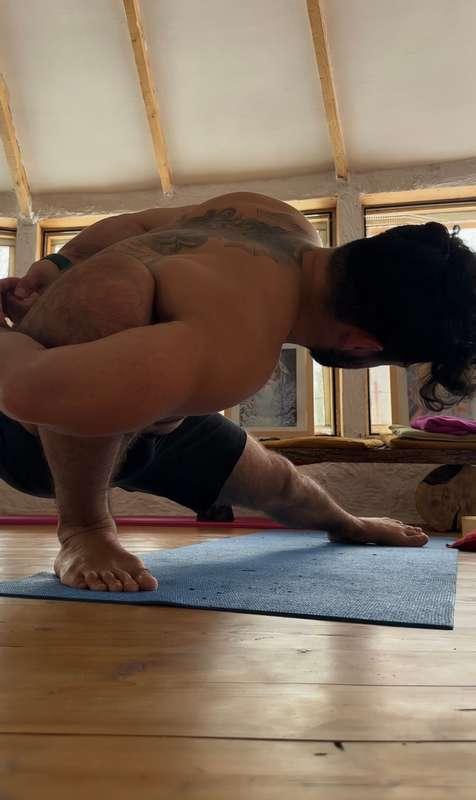 Yoga with me 🐻 #stetch #yoga #flex 